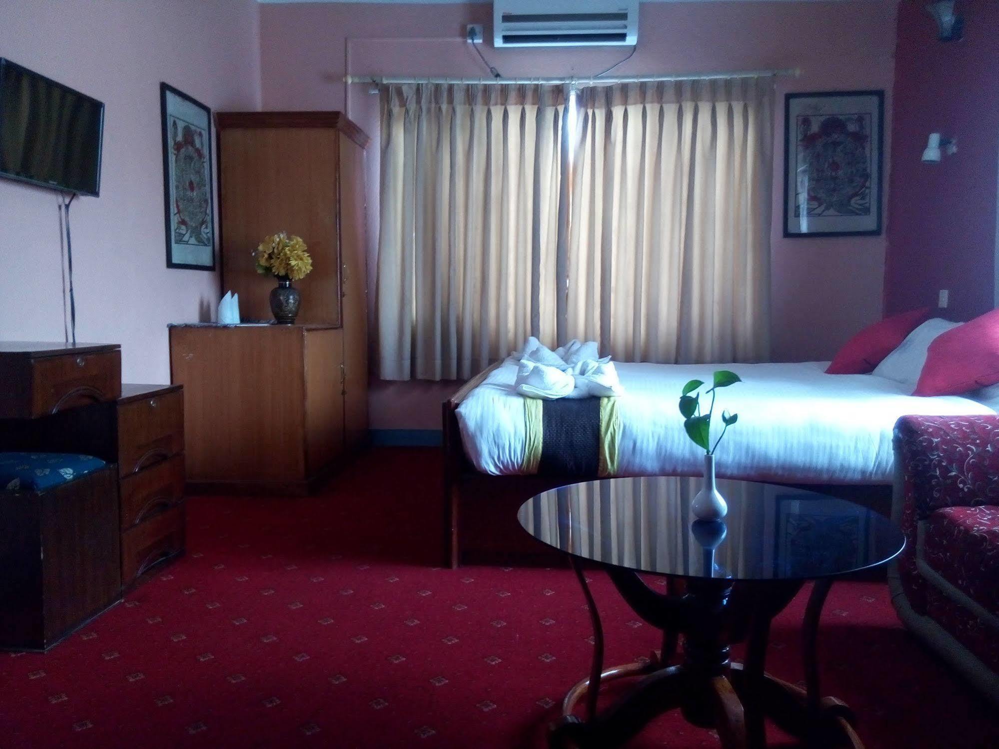 Amar Hotel Kathmandu Luaran gambar